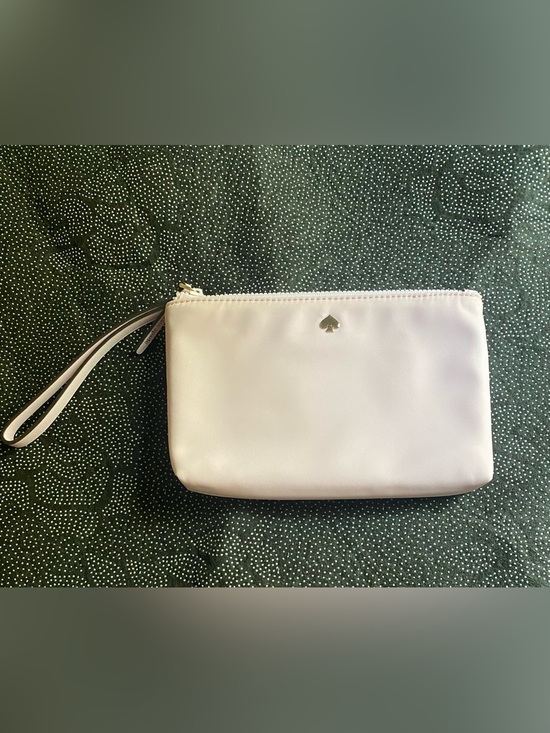 kate spade Handbags - Kate Spade New York light pink wristlet
